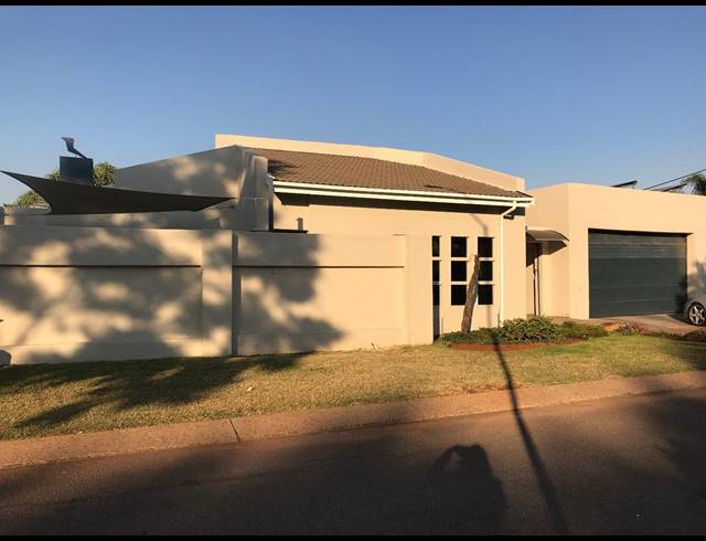 3 BEDROOM HOUSE SOLD IN SINOVILLE